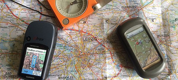 Karte und GPS Gerät für Paddeltour
