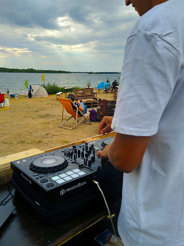Feier am Strand Markkleeberger See bei Leipzig