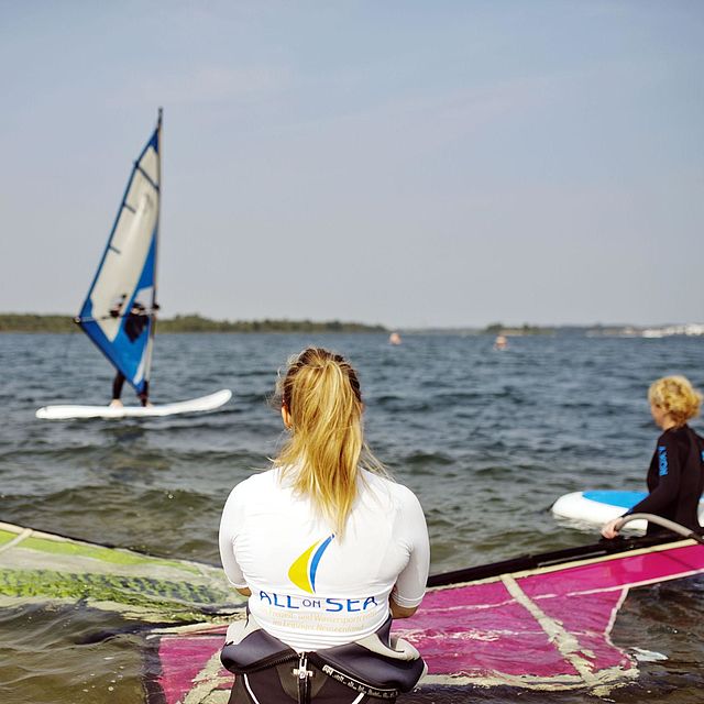 Segeln, Windsurfen, Stand Up Paddling Kurse