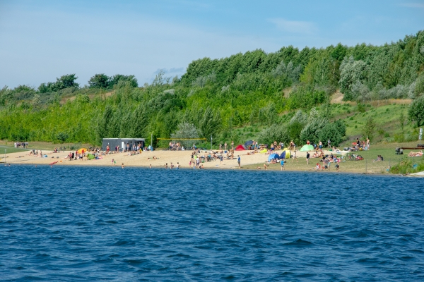 Blick auf Auenhainer Strand Markkleeberger See
